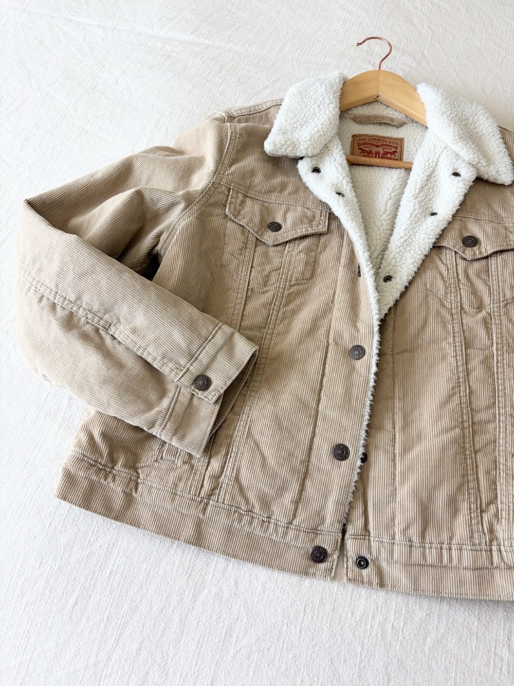 Levi Strauss | Corduroy Sherpa-Lined Jacket in Tan